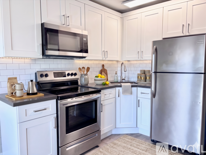 402 N 10th St, Unit 13 Rental photo 4